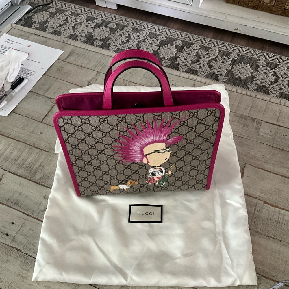 GUCCI GG Supreme Monogram
Punk Print Tote Handbag Hot Pink w Dust Bag - Picture 2 of 15